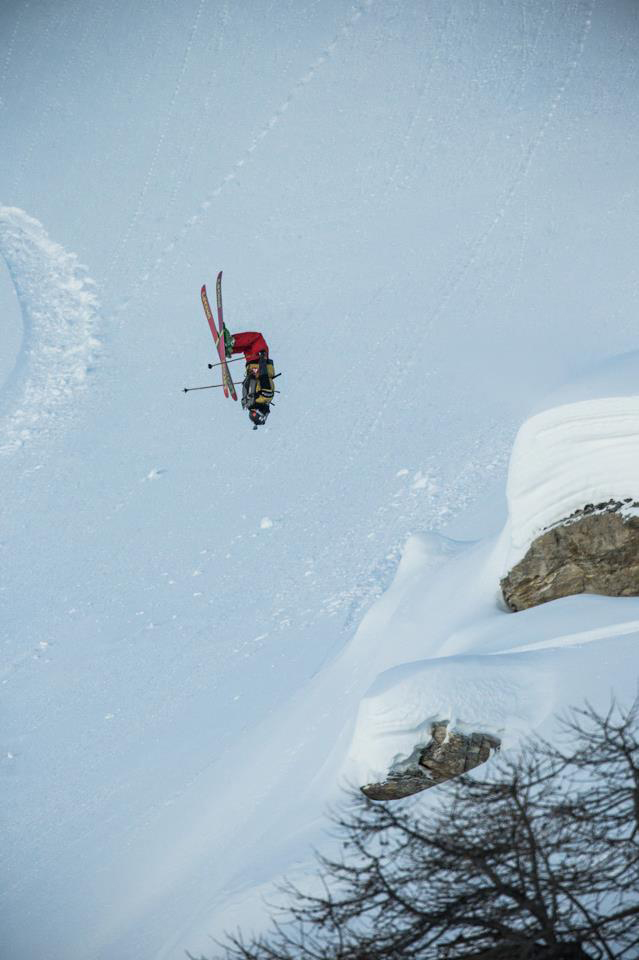 Photo & Art Print Freeride skiier riding in deep powder snow